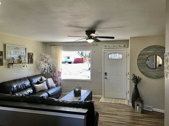 3rd image of 5418 Nichols Dr