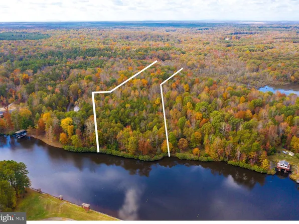 9544 Southlake Dr, Spotsylvania, VA 22551