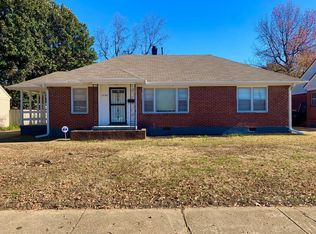 1446 S Perkins Rd, Memphis, TN 38117