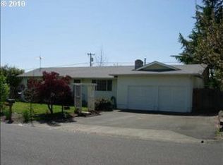 1818 NW Le Mans St, Roseburg, OR 97471