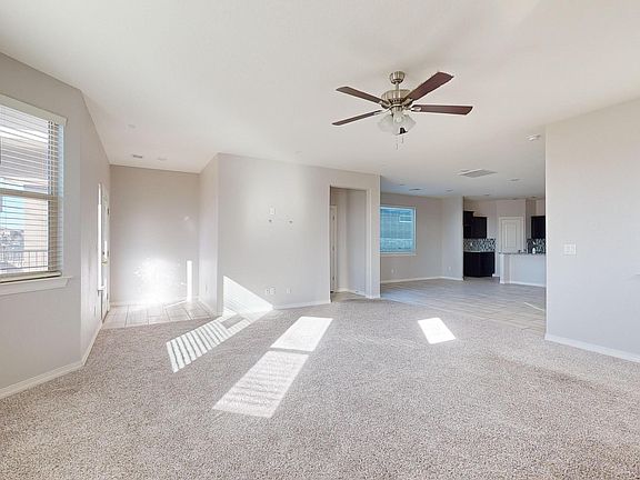 3rd image of 14925 Pebble Hills Blvd