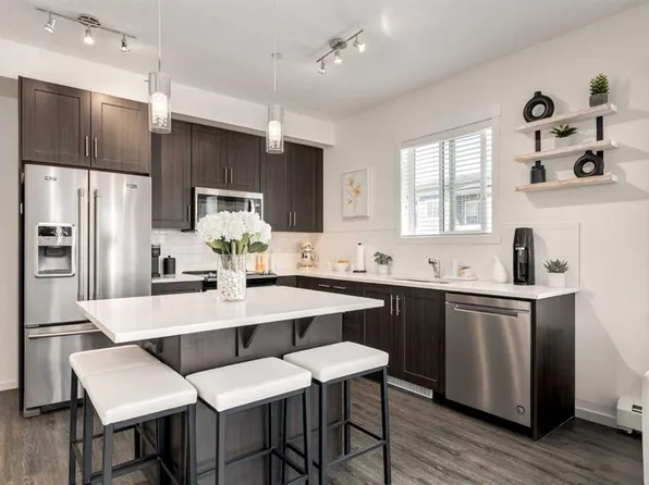 151 E Legacy Main St SE #7310, Calgary, AB T2X 4A4