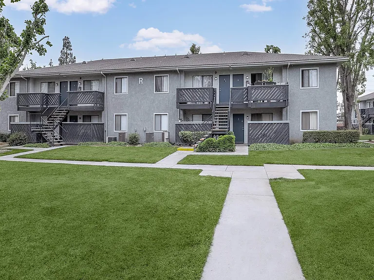 Creekside Village — Photo 25
