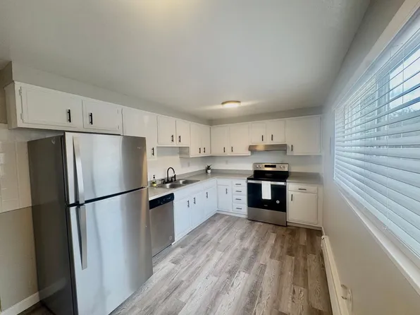 1902 Dublin Boulevard, 1902 Dublin Blvd APT 8, Colorado Springs, CO 80918