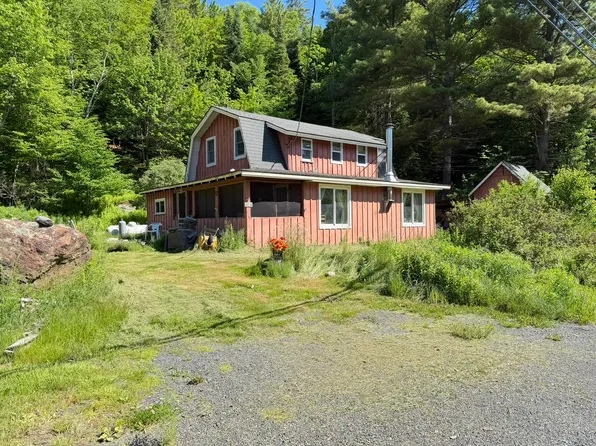 8458 Newcomb Rd, Long Lake, NY 12847