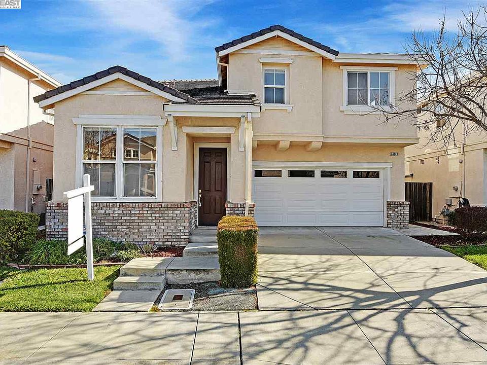 1st image of 34389 Torrey Pine Ln