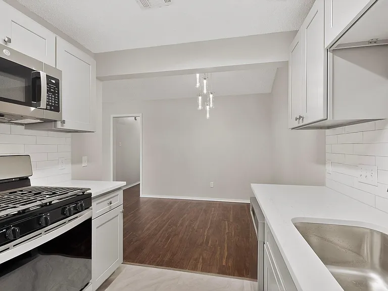 1115 Woodlief Trl — Photo 18