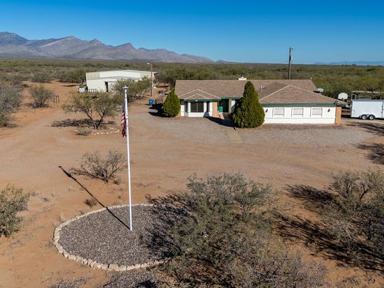 211 W Camino De Mesa, Huachuca City, AZ 85616