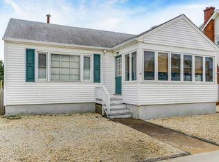 17 Brighton Ave, Seaside Park, NJ 08752