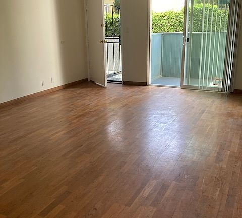 2nd image of 1433 17th St APT 6