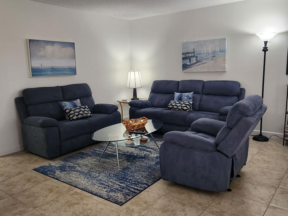 1st image of 69 Royal Oak Ct APT 102