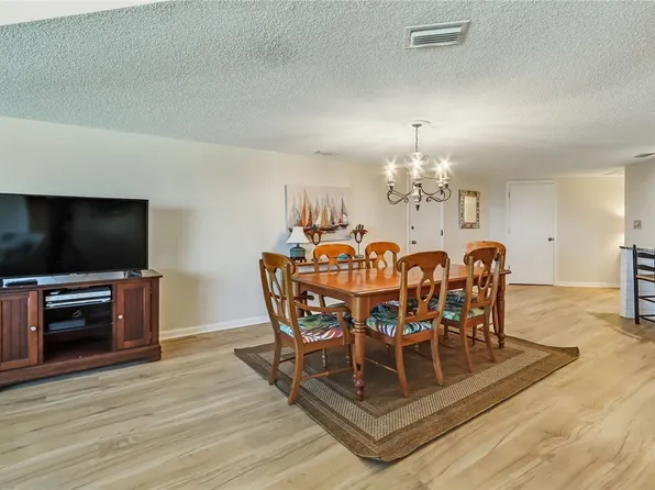 253 Sandcastles Ct, Fernandina Beach, FL 32034