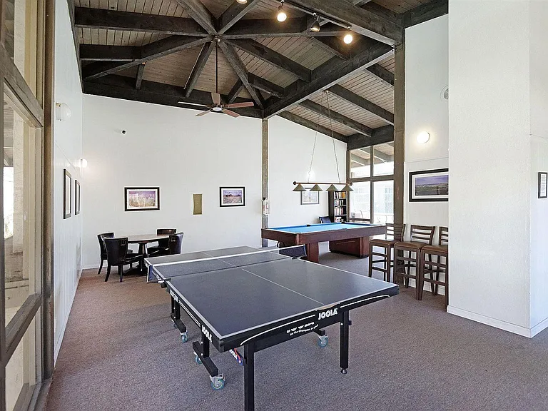 Clubhouse with Table Tennis and 9' Pool Table