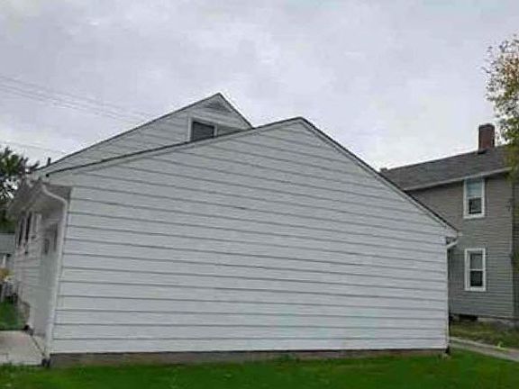 2nd image of 346 Oak St