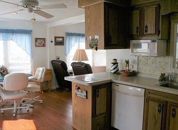 3rd image of 20261 Cumberland Ct