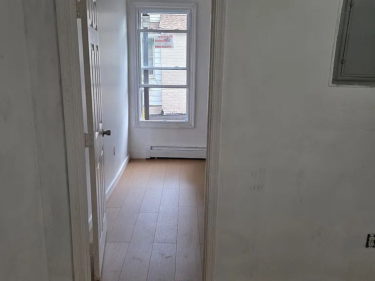 773 E 26th St #1 — Photo 11