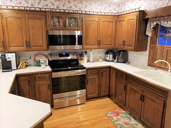 5th image of 1551 Saint Marys Ct