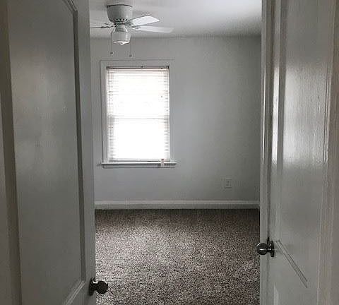 Bedroom entryway