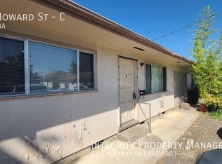 313 Howard St APT C, Medford, OR 97504