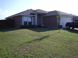 1502 Sequoia Dr, Krum, TX 76249