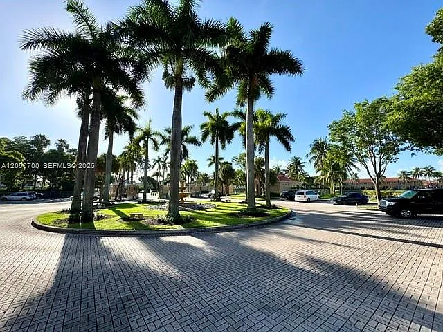 The Courts At Doral Isles — Photo 1