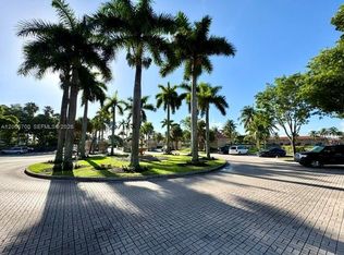 6340 E 114th Ave #123, Miami, FL 33178