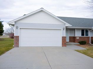 5621 Avenue N, Kearney, NE 68847