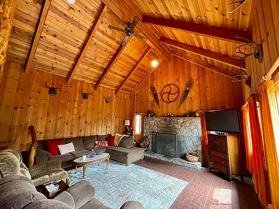 3rd image of 38784 Aspen Ln W