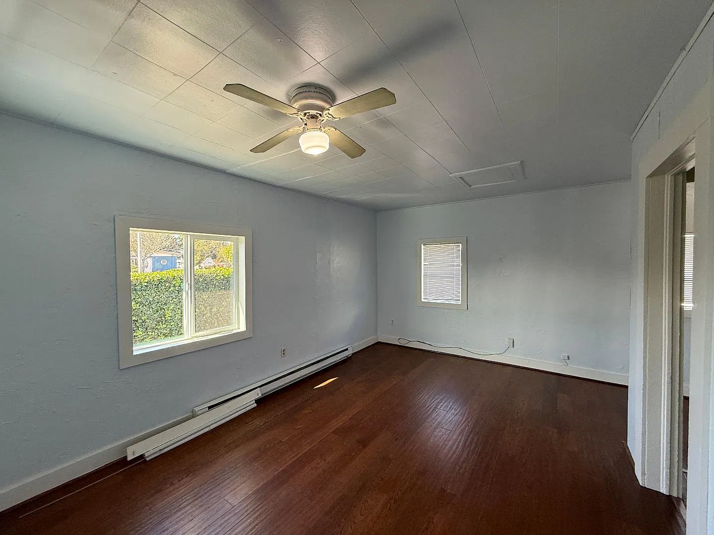 2115 Everett Avenue — Photo 3