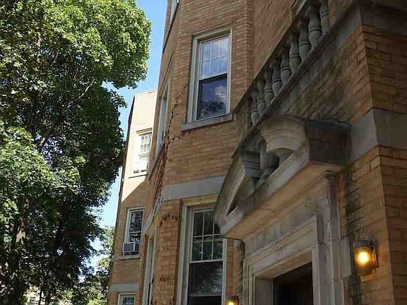 4th image of 1407 W Highland Ave #1