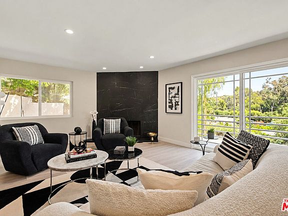 3rd image of 21490 Arcos Dr