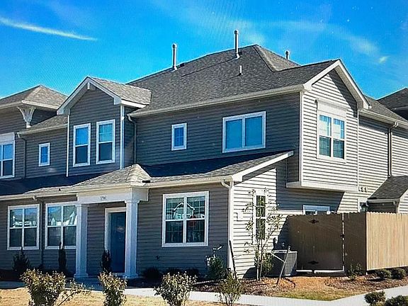 2nd image of 1712 Dresdon Ln