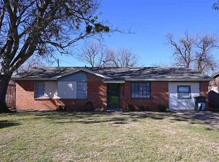 1616 Phoenix Dr, Wichita Falls, TX 76306