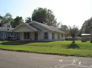 907 Fitzhugh Ave, Paris, TX 75460