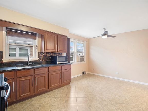 5th image of 12712 S Loomis St
