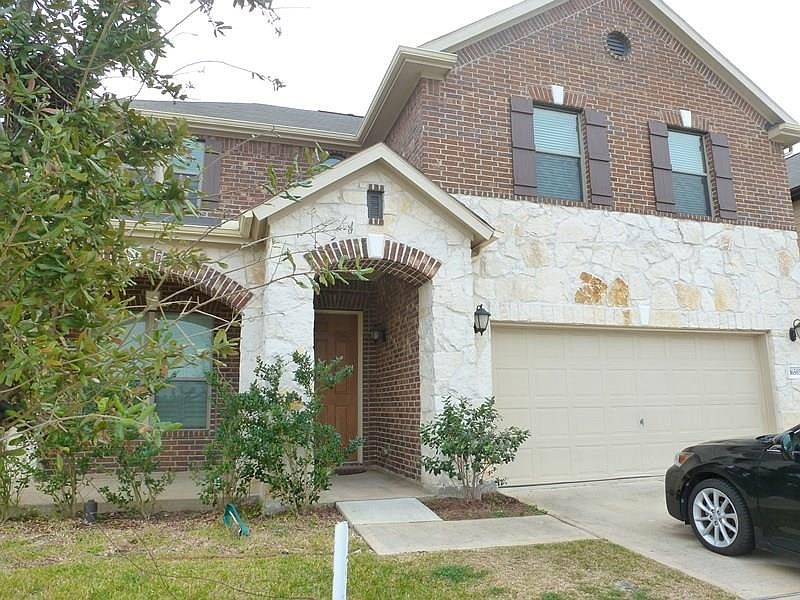 1st image of 16503 Winthrop Bend Dr
