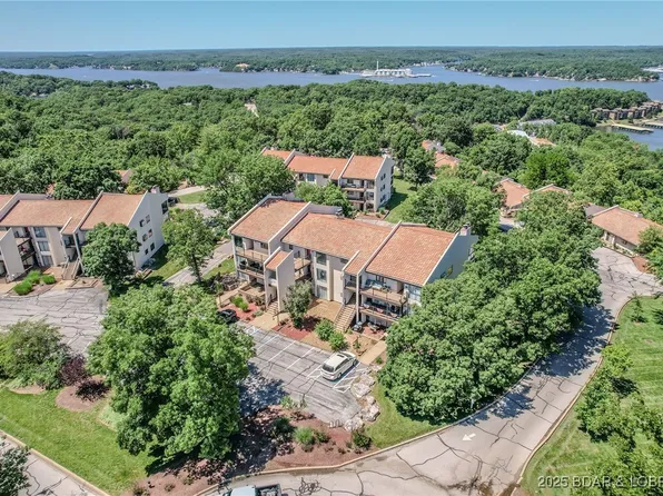 49 E Casa Seville Dr Unit 2B, Lake Ozark, MO 65049