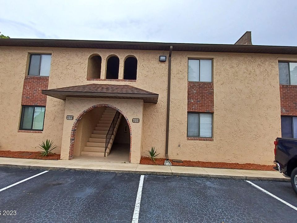 1st image of 205 San Paulo Cir
