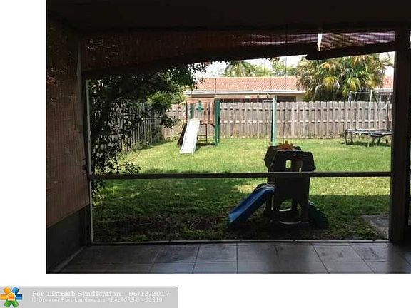 2nd image of 11275 NW 38th St
