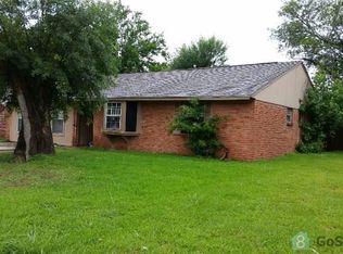 3728 Grapevine St, Houston, TX 77045