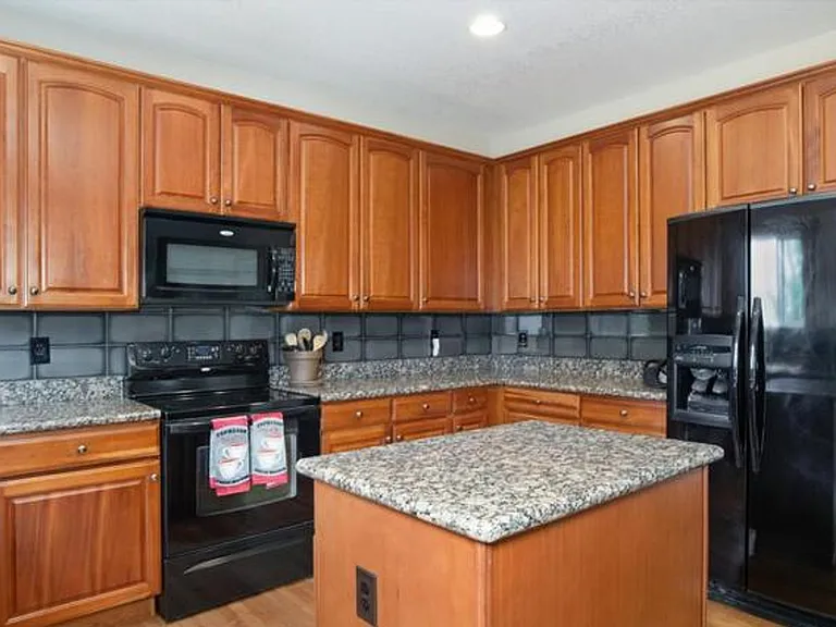 5905 Scenic Ave — Photo 6