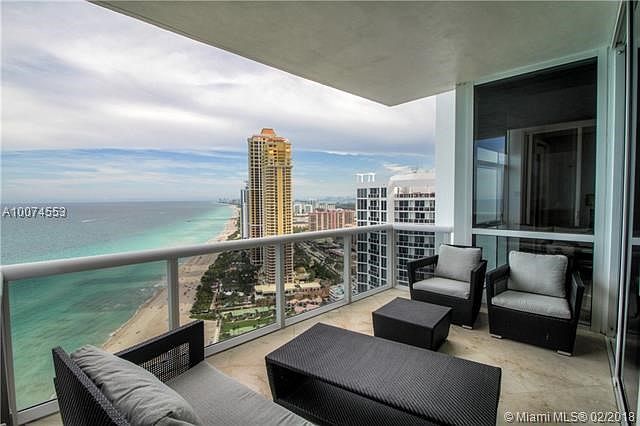 Trump Palace #4306 Balcony.