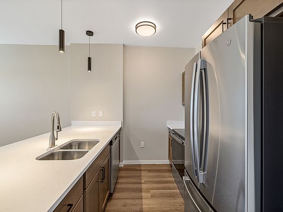 5th image of 4908 5th St #107