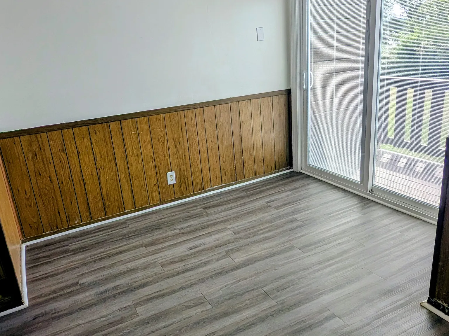 1031 Harold Drive - 1 — Photo 2