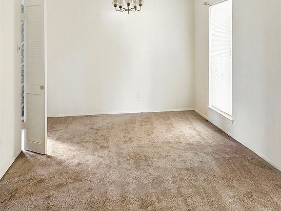 2nd image of 3539 Hacienda Dr