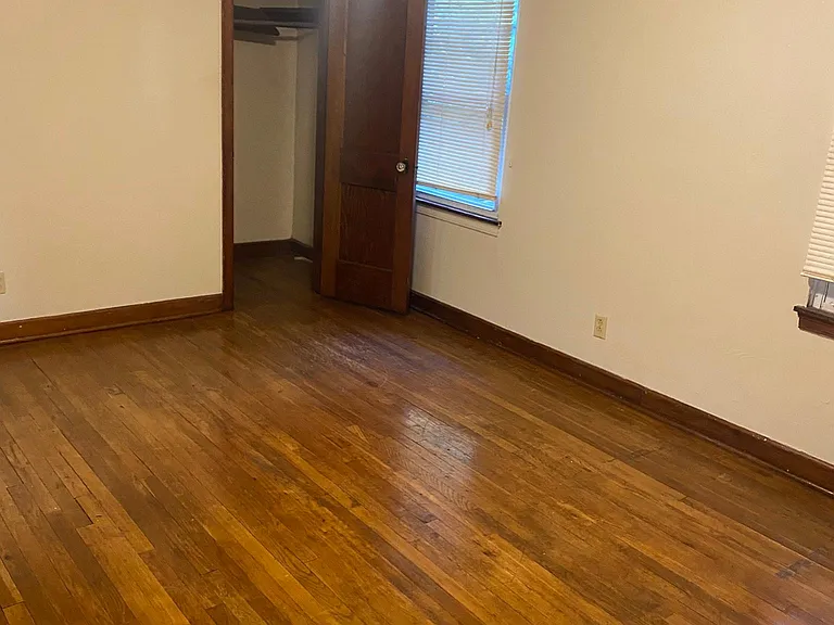 818 Vienna Ave — Photo 8