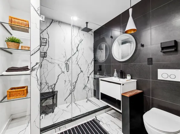 135 Johnson Avenue image 9 of 10