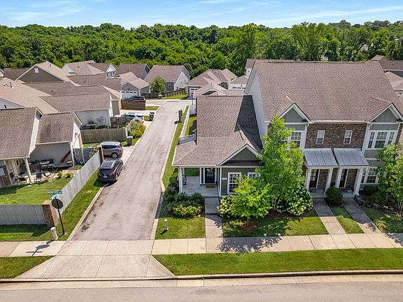 3rd image of 1505 Winding Creek Dr
