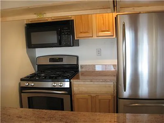 Rented by RELO REDAC INC. | media 27