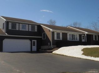 3872 Lower Mountain Rd, Lockport, NY 14094